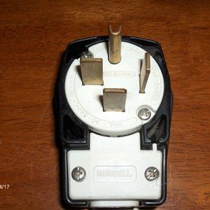 HUBBELL 16-60P Electrical Plug